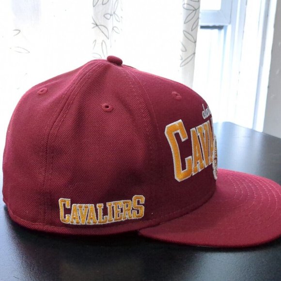 New Era Cleveland Cavaliers Hardwood Classics Fitted Hat / Cap - Mint Condition - Picture 3 of 4